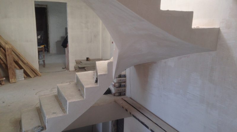Изготовление железобетонной лестницы: расчет, опалубка, заливка бетона своими руками в фото
