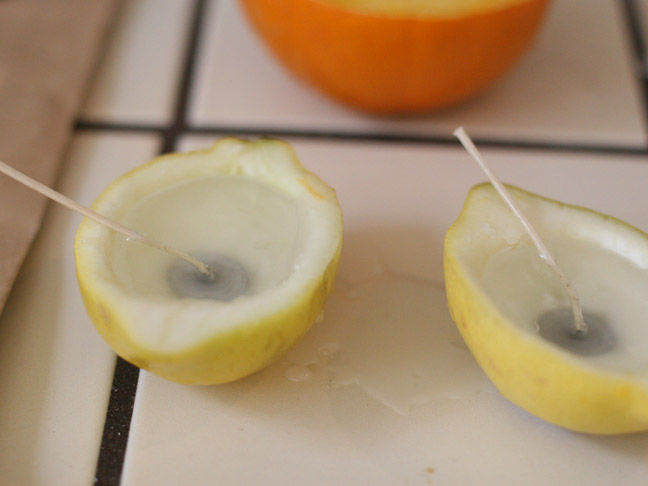 Свечи из тыквы и лимона в фото