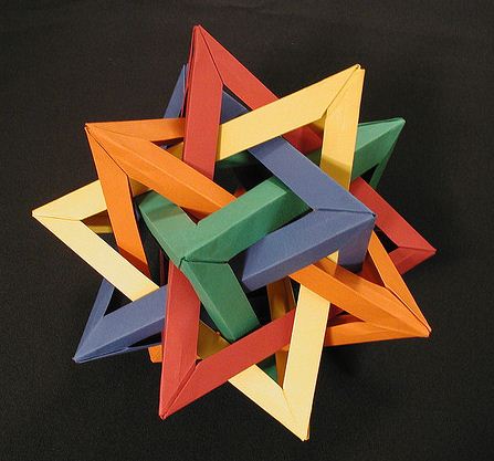 Геометрические фигуры из бумаги: делаем поделку в технике оригами в фото