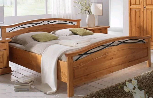 Как выбрать деревянную кровать для спальни? в фото