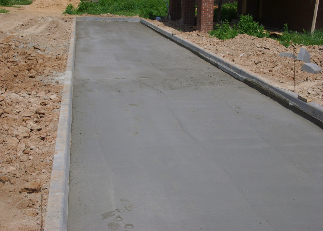Технология укладки тротуарной плитки на бетон: особенности и нюансы в фото