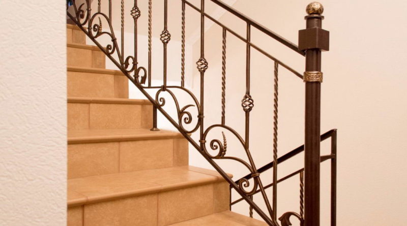 Особенности кованых лестниц: виды, преимущества и технология изготовления |+55 фото в фото
