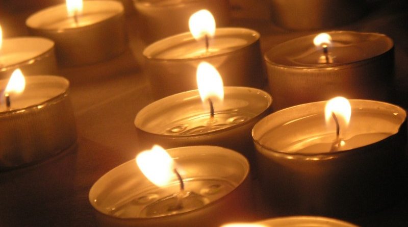 Яркий романтик: 5 эффектных вариантов использования свечей