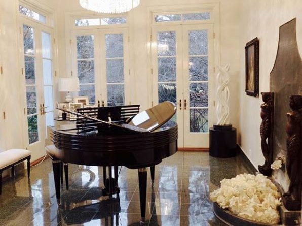 Обзор дома Майкла Дугласа и Кэтрин Зета-Джонс [11$ млн]: интерьер и экстерьер
