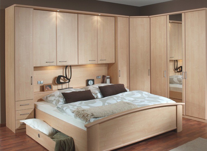 
	Дизайн спальни 8 кв м: правила оформления, выбор мебели	