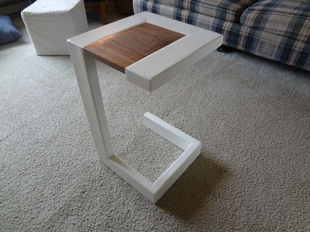 Приставной столик для дивана своими руками