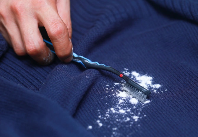 									Как вывести масляное пятно с одежды								