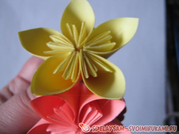 Топиарии из цветов и конфет в технике канзаши: мастер-класс с фото