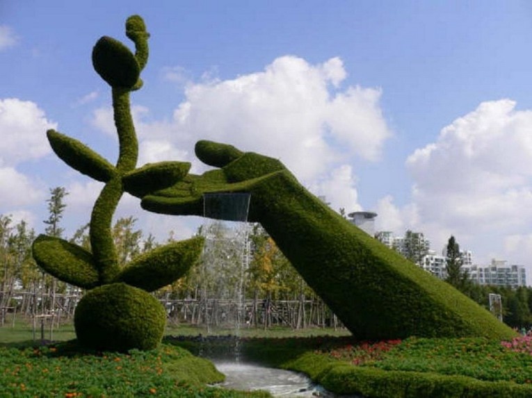 Топиарные сады: удивительные скульптуры из живых кустарников и растений (45 фото)