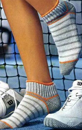 Cхема вязания красивых коротних женских носков спицами