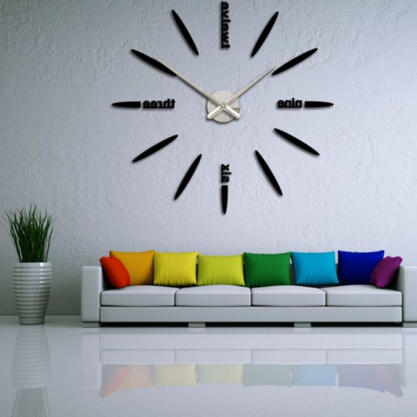 Настенные часы в гостиной - 80 фото оригинальных идей дизайна
