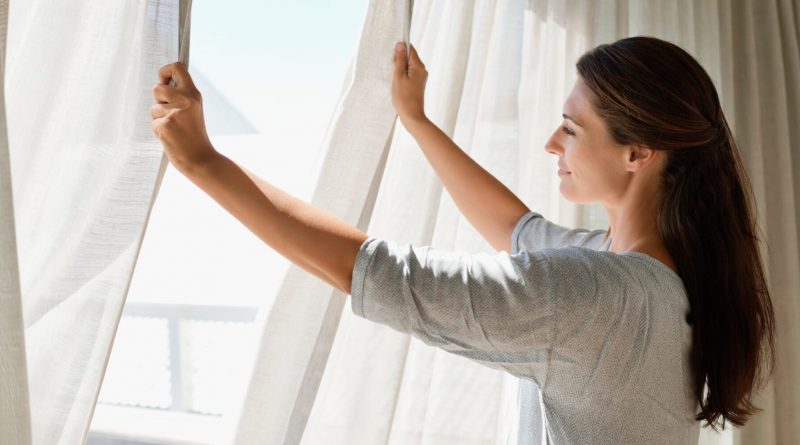 Как повесить шторы: 6 главных правил
