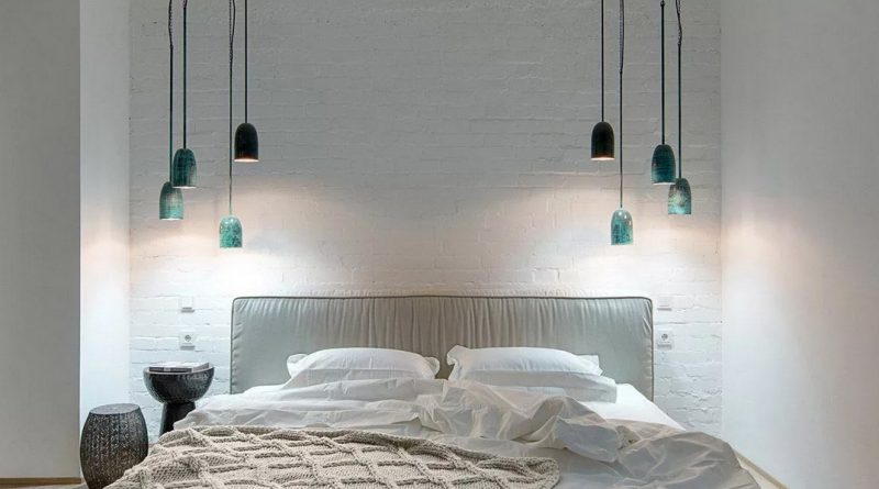 Что повесить над кроватью: 15 замечательных идей