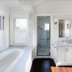 Обзор особняка Ричарда Гира: 12 спален, 12 ванных комнат и свой пляж