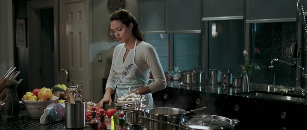 Обзор шикарной кухни из фильма «Мистер и миссис Смит»