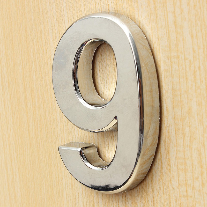 Цифры номера на двери квартиры. Цифра на дверь. Дверные номерки. Номер квартиры. Номерок на дверь.