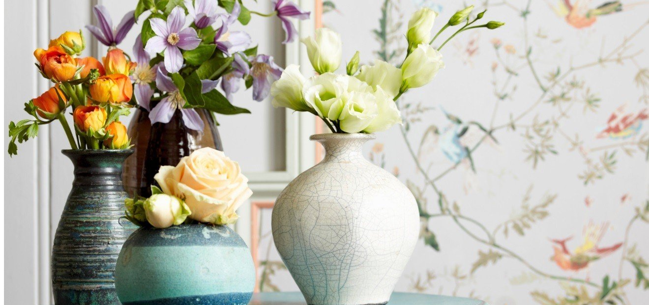 Как преобразить старую вазу своими руками: 5 простых способов