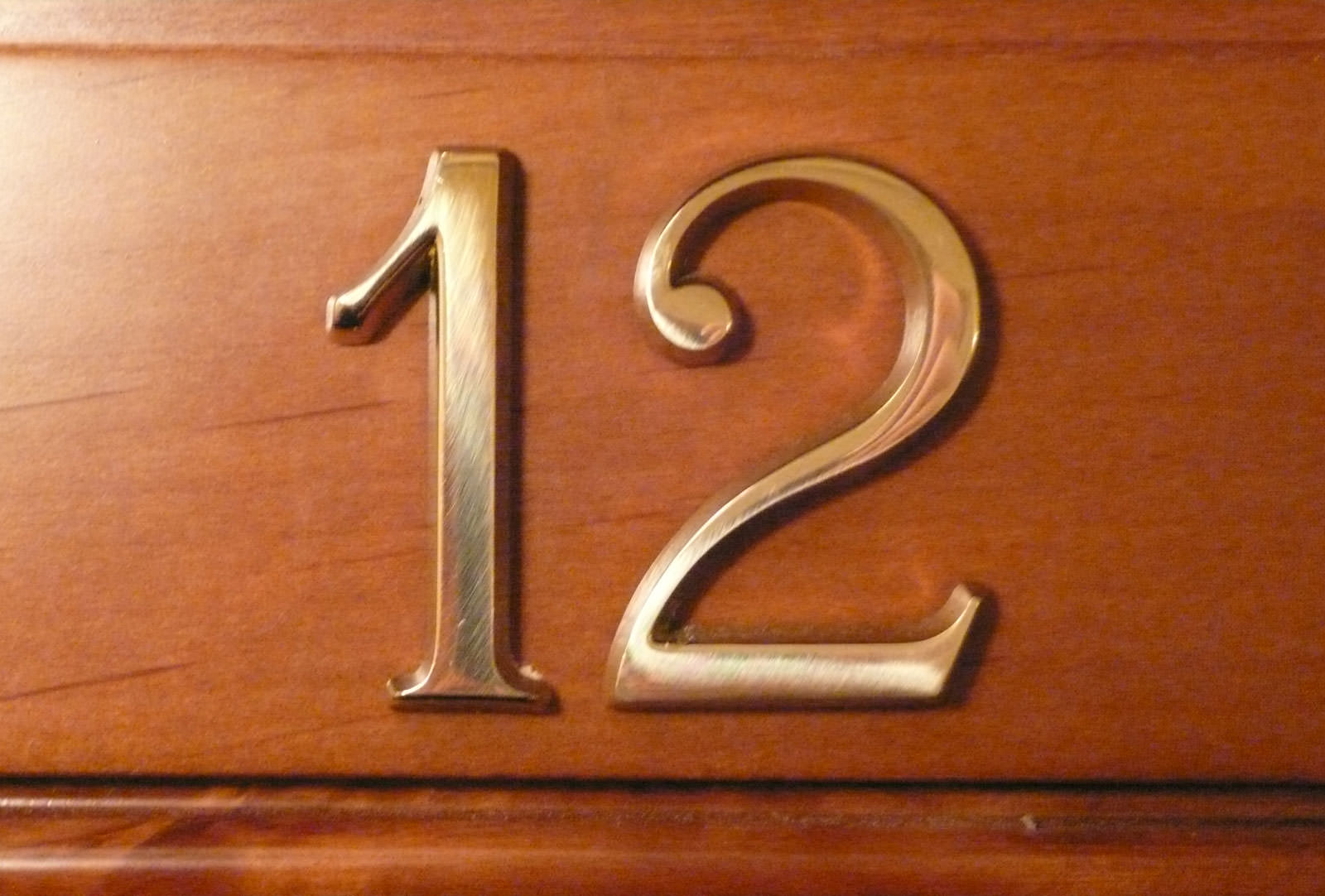 Номер квартиры 12