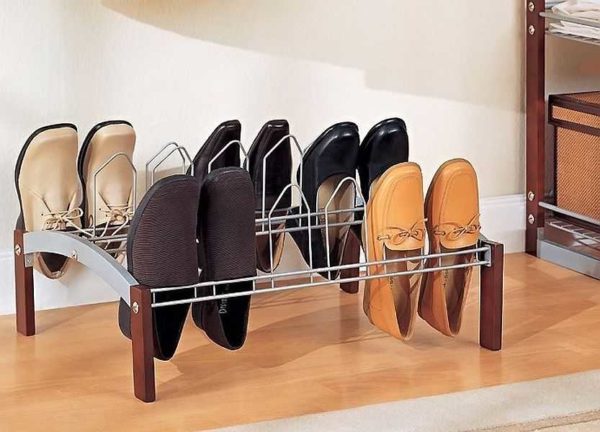 Шкаф, полка, комод для обуви… выбираем обувницу
