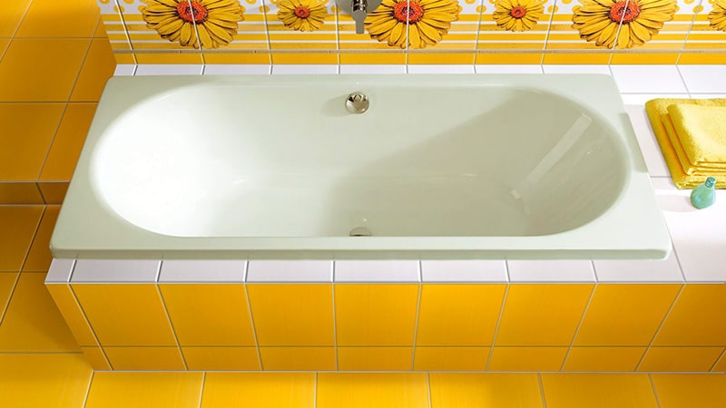 Примыкание ванны к стене: способы устройства