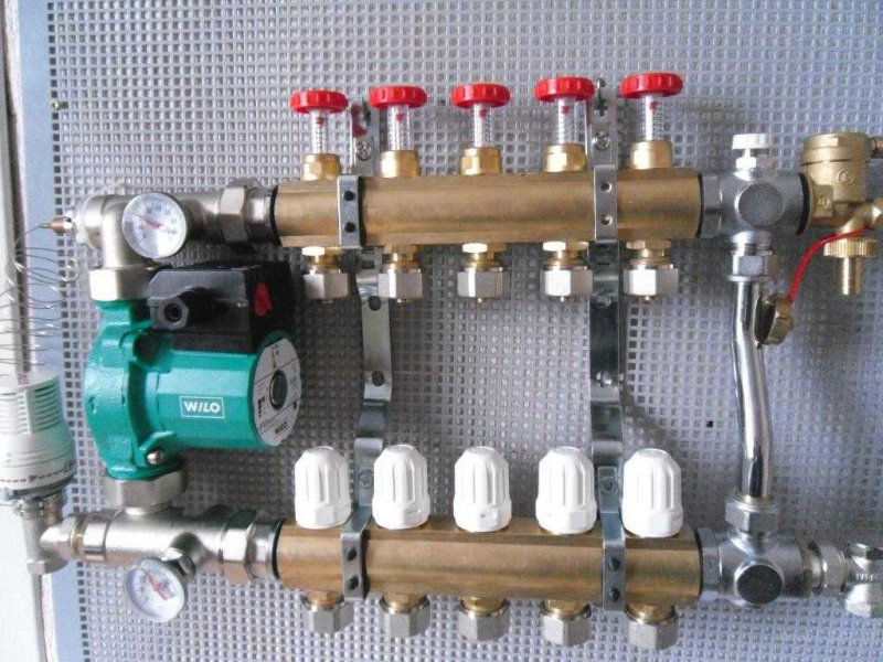 Комбинированная система отопления: радиаторы и теплый пол, схема