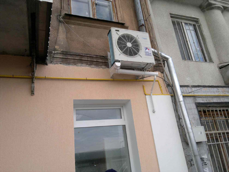  Правильная установка внешнего блока кондиционера на лоджии ии балконе 