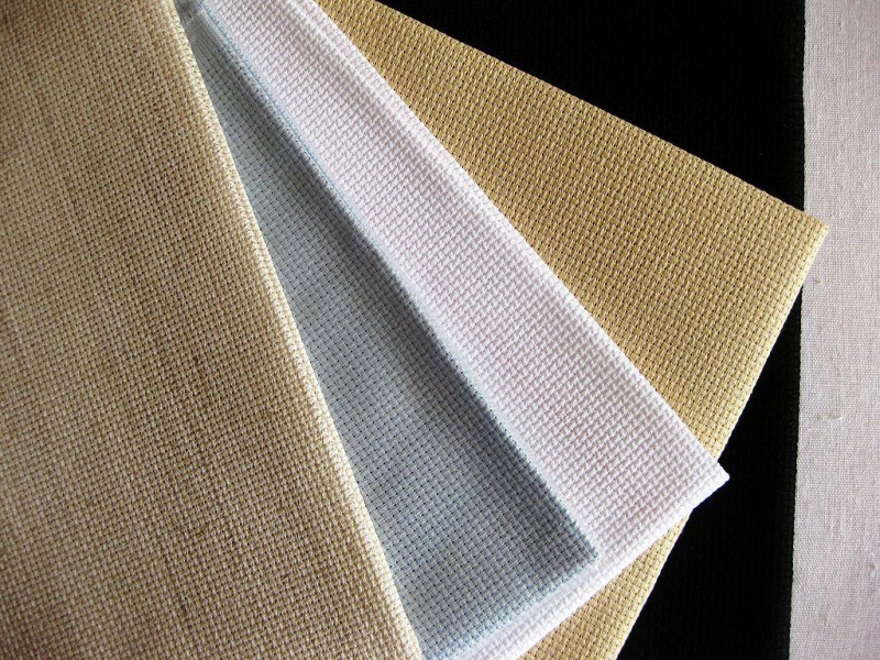Ткань для вышивания крестом: как называется обычная, гладью схемы, на которой можно, домотканое ровное полотно 