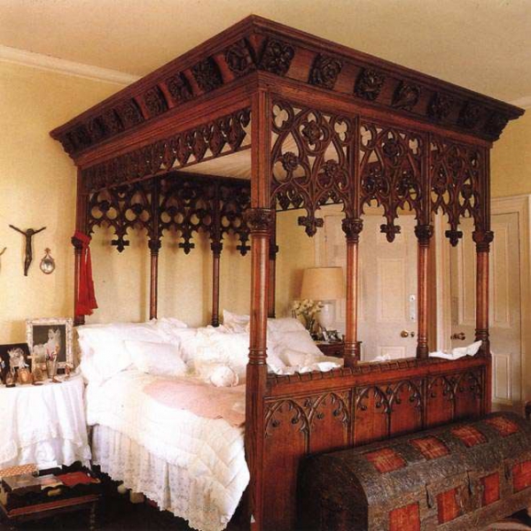 	Спальня в готическом стиле: основные элементы, рекомендации по оформлению	