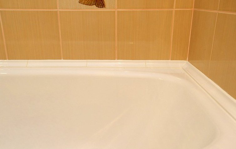 Герметизация ванны со стеной
