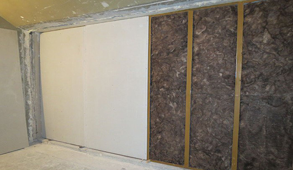 				Как сделать шумоизоляцию стен в квартире?