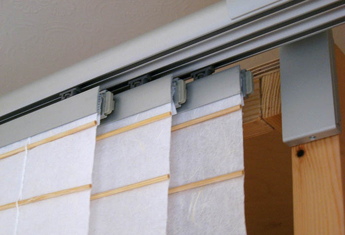 Японские шторы на кухню: особенности конструкций