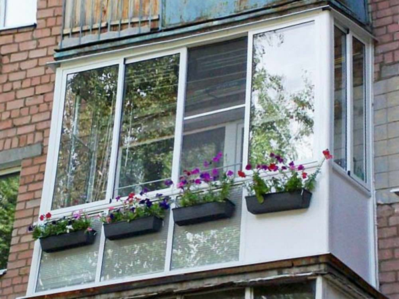  Ремонт балкона в хрущевке своими руками: оригинальный дизайн привычного интерьера 