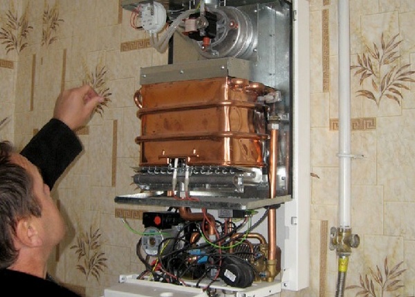 Теплообменник для газовой колонки: зачем нужен радиатор, как его запаять и почистить