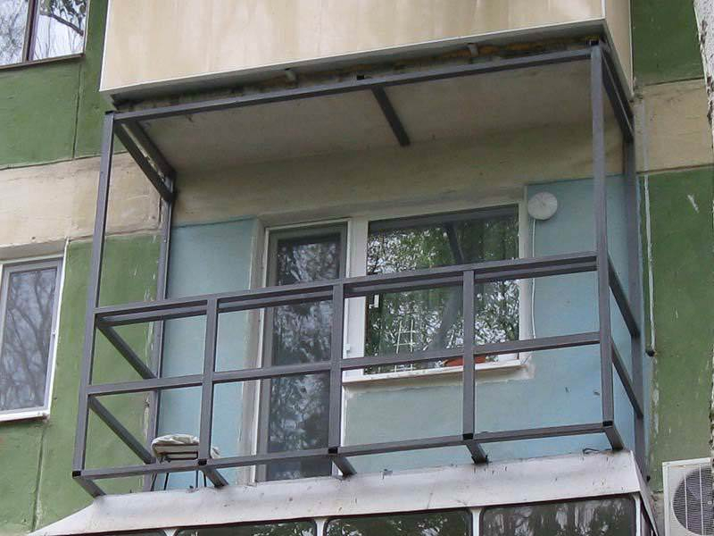  Прочный балкон: металлический каркас и его характеристики 
