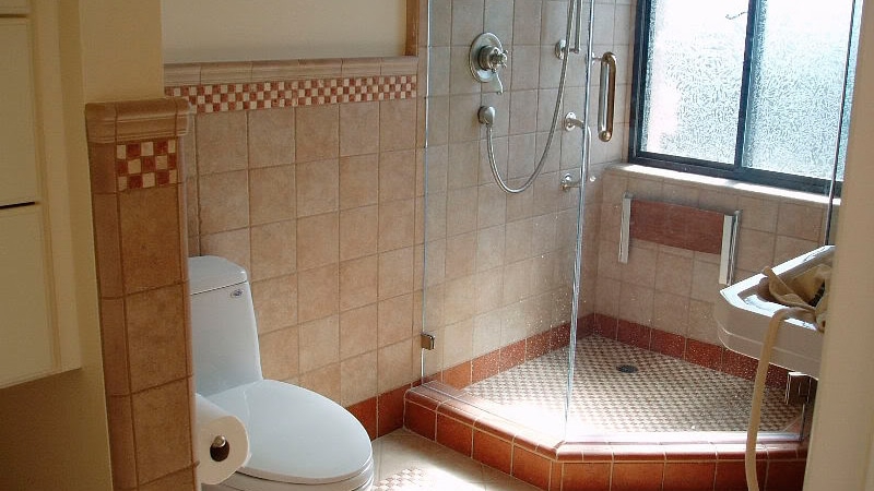 Последовательность и порядок ремонта в ванной комнате и туалете