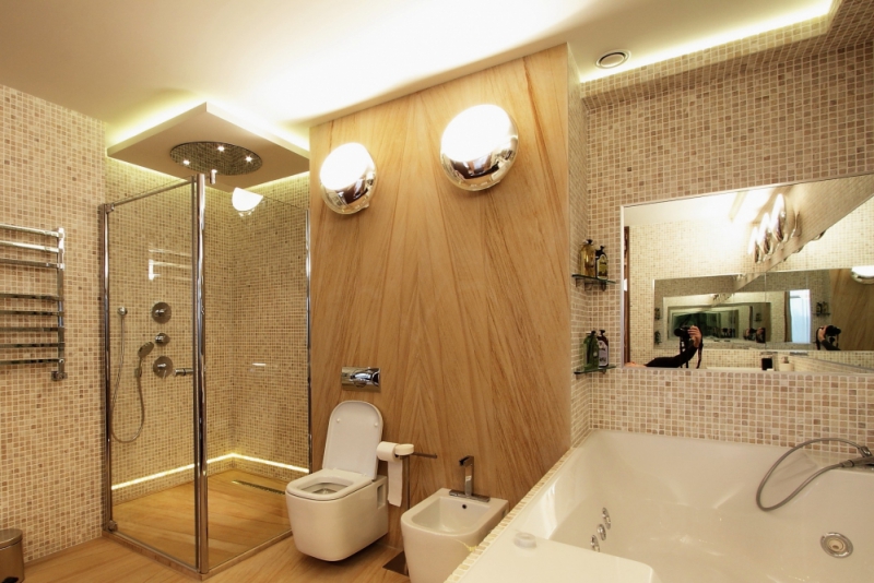 Освещение в ванной комнате – варианты и особенности проводки