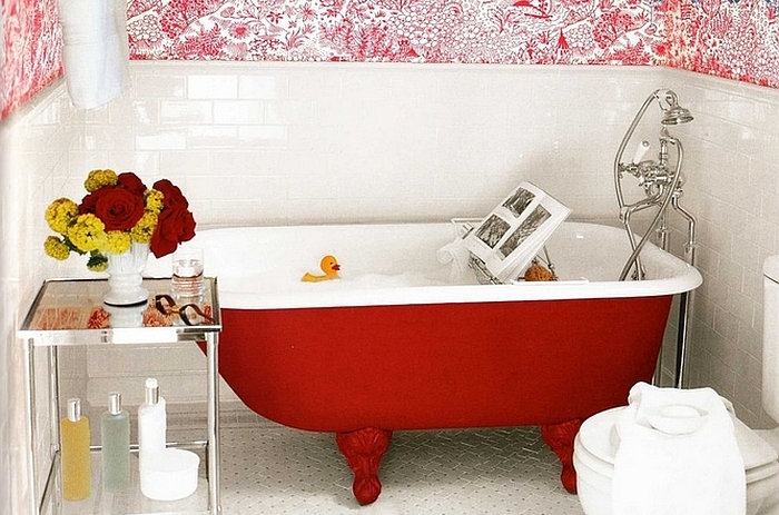 Цветная ванна – яркий акцент и отличное настроение!