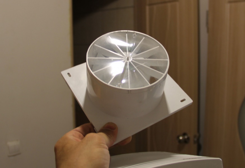 Вентилятор для ванной с датчиком влажности