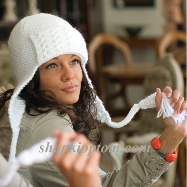 Женская вязаная шапка для начинающих с описанием и схемами