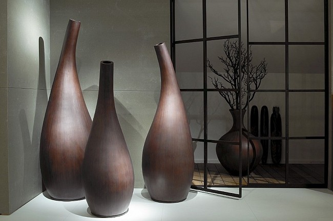 Напольная ваза как элемент декора