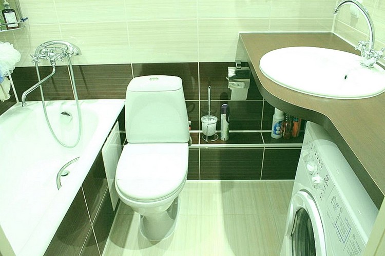 Интерьер ванной совмещенной с туалетом: как делать красиво и практично на маленьком пространстве (38 фото)