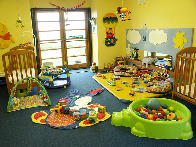 Дизайн детской комнаты для мальчика в морском стиле: размеры 10 и 12 кв. м