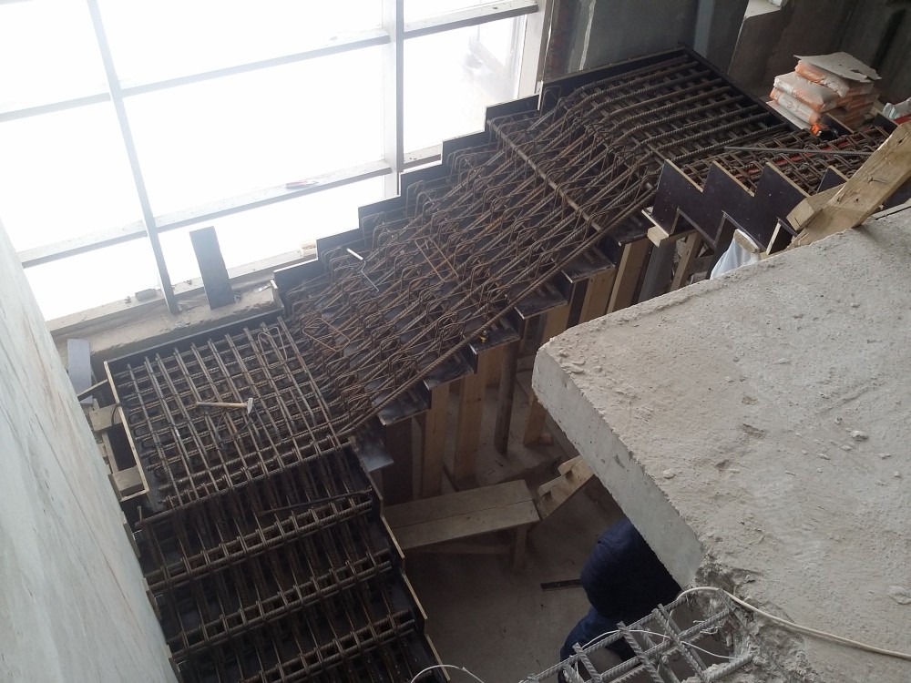 Армирование бетонной лестницы