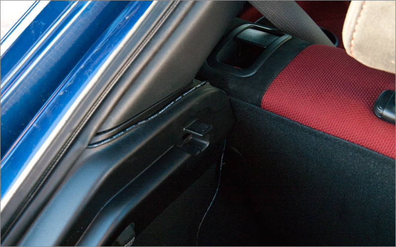Скрытая проводка для питания видеорегистратора в Honda Civic