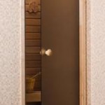 Стеклянные двери для бани - секреты качественного выбора