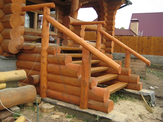 Как построить деревянное крыльцо своими руками