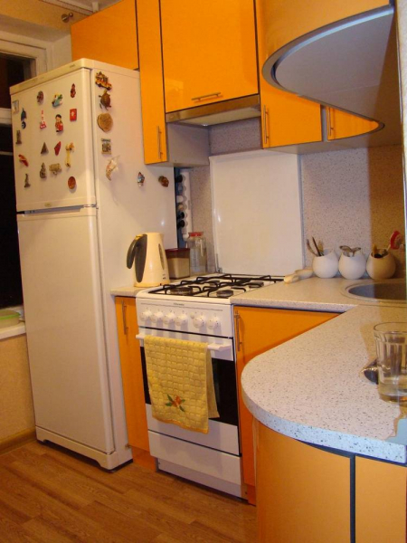 Как выполнить дизайн кухни в хрущевке 6 кв м с холодильником