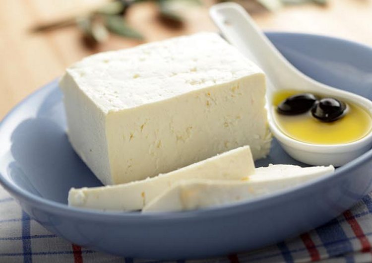  Как хранить сыр в холодильнике долго 