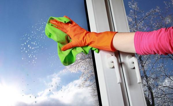 Как помыть окна, чтобы не осталось разводов