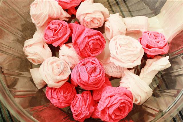 Как сделать розу из салфетки своими руками: мастер-класс с фото и видео